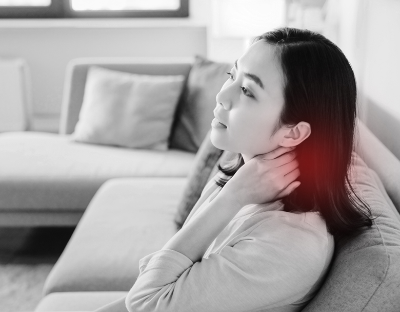 【枚方市】交通事故の不調が長引く理由|23年の実績が明かす「神経の縮み」とNJM理論