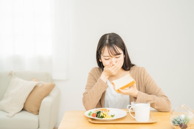 朝ごはんを食べると気持ち悪い理由|胃腸・自律神経・血糖から整える朝のセルフケア