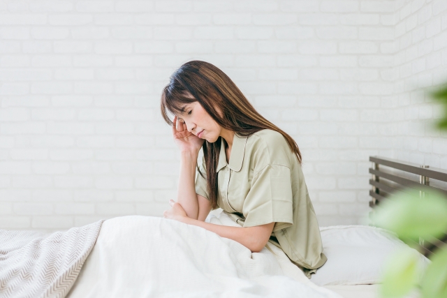 朝起きても疲れが取れない原因|副腎疲労・血糖値・ミトコンドリアから見る分子栄養学