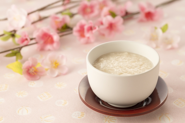 甘酒は本当に「飲む点滴」か——麹甘酒のブドウ糖・ビタミンB群と夏バテ対策を正直に検証