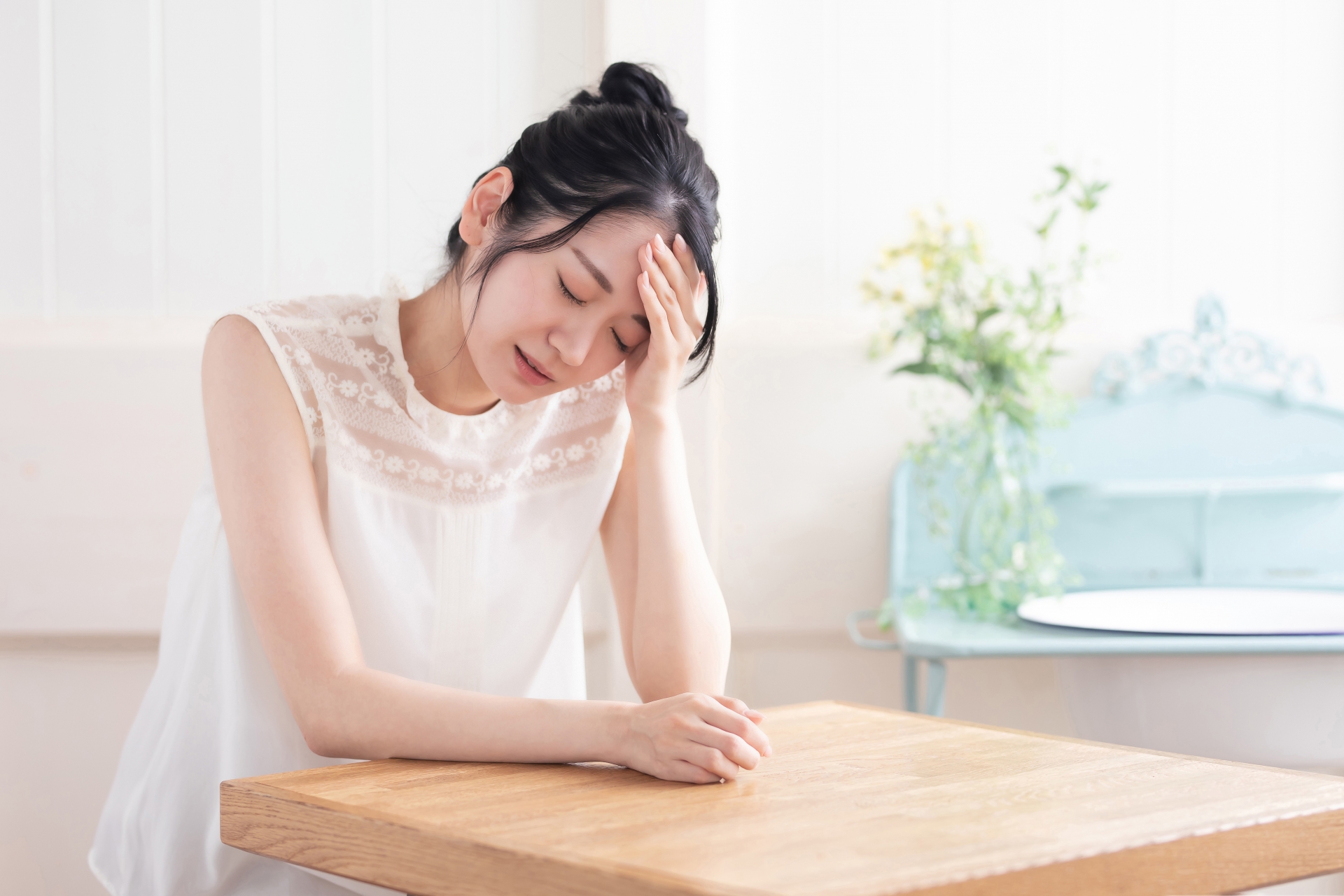 些細なことで涙が出る・感情の波が激しい——「情緒の不安定さ」を栄養から整える分子栄養学