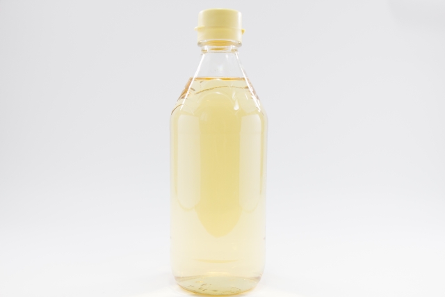 お酢(酢酸)の健康効果——食後血糖・疲労・内臓脂肪にどう働くか正直に解説