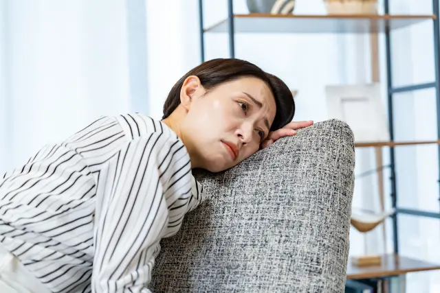 休んでも疲れが取れない本当の理由。ミトコンドリアを止める『4つの栄養欠乏』と生化学的メカニズム