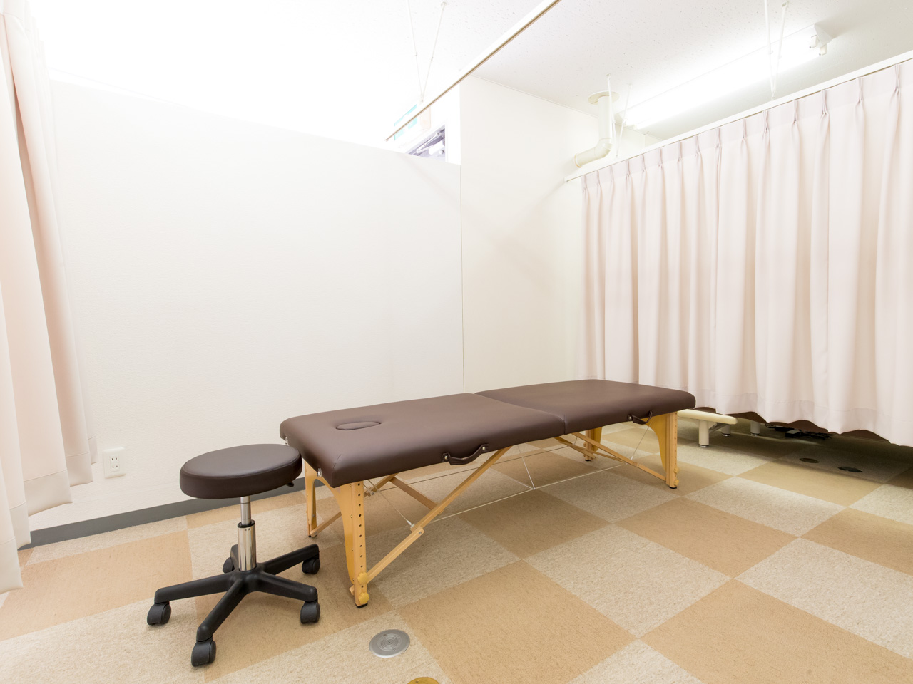 大黒整骨院の清潔な院内