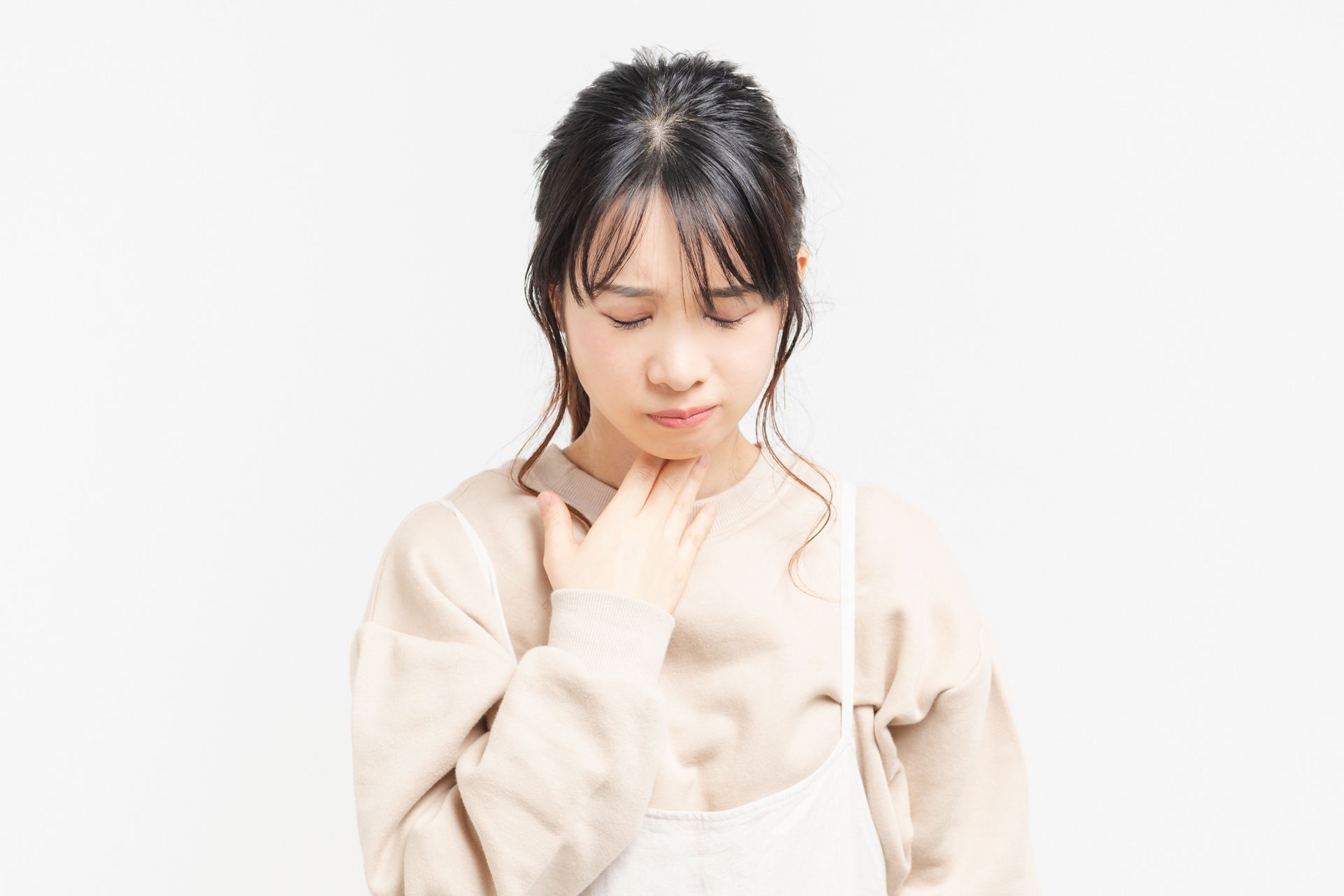 ヒステリー球(咽喉頭異常感症)|喉の詰まり感・違和感を自律神経・GABA・LPSから整える分子栄養学