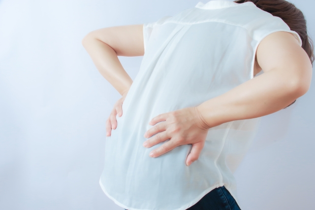 【枚方市】脊柱管狭窄症で「少し歩くと休まないといけない」あなたへ|23年の実績が導くNJMの回答