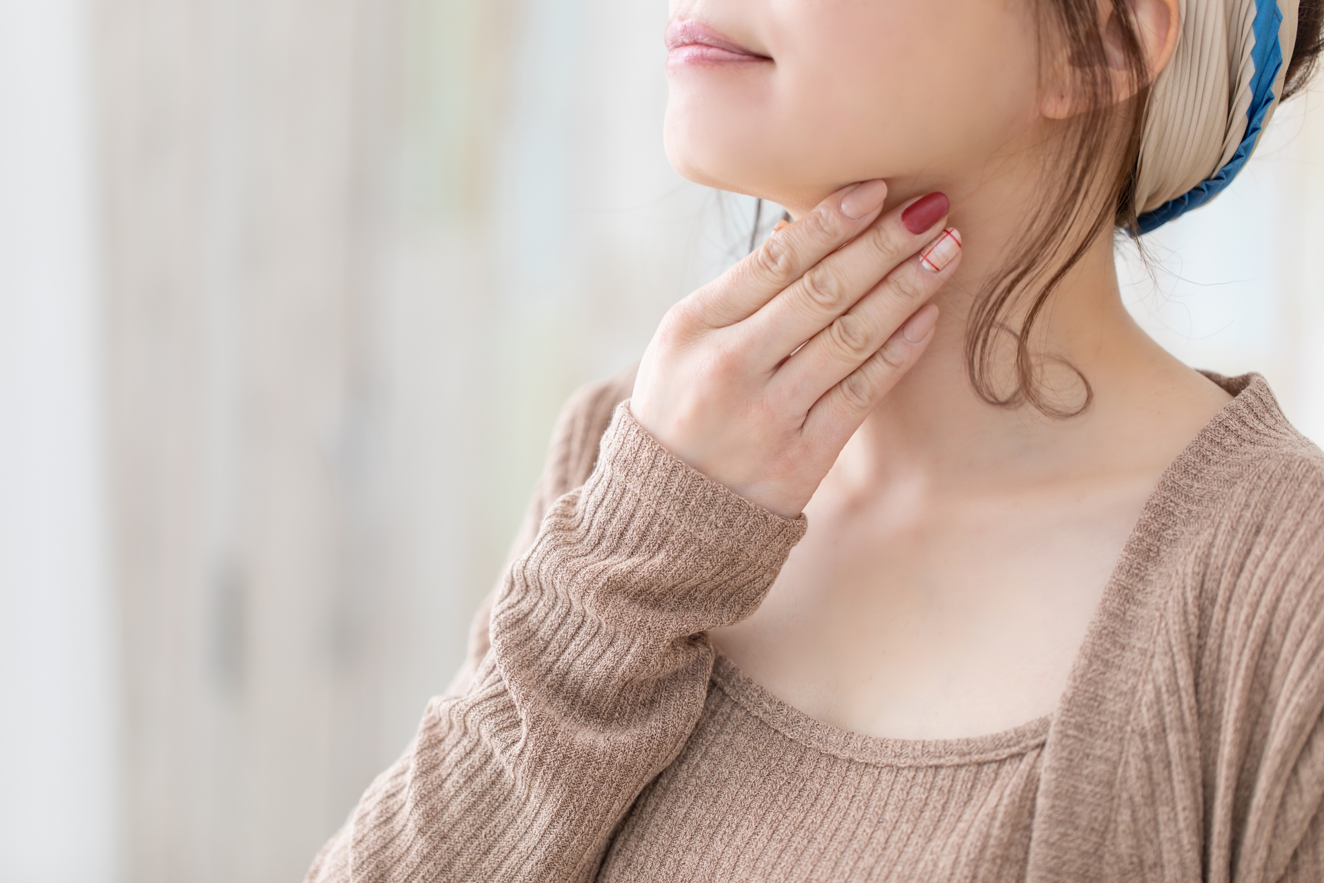 慢性上咽頭炎・後鼻漏(こうびろう)|のどの奥のイガイガと痰を分子栄養学で整える