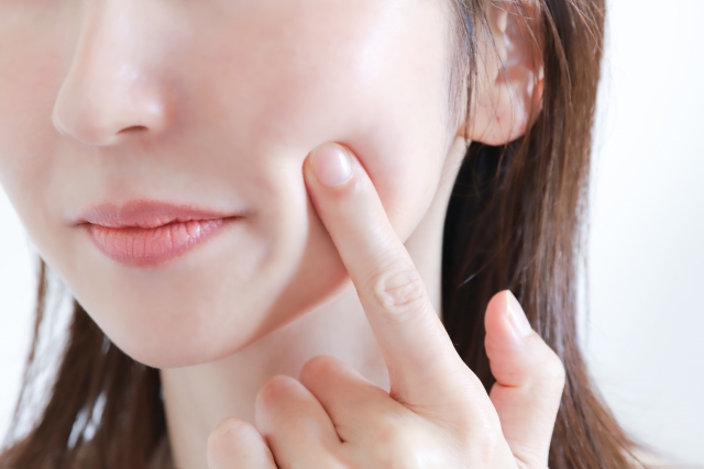 毛穴の開き・黒ずみ・たるみ毛穴|化粧品で隠れない毛穴を皮脂・コラーゲン・糖化から整える分子栄養学
