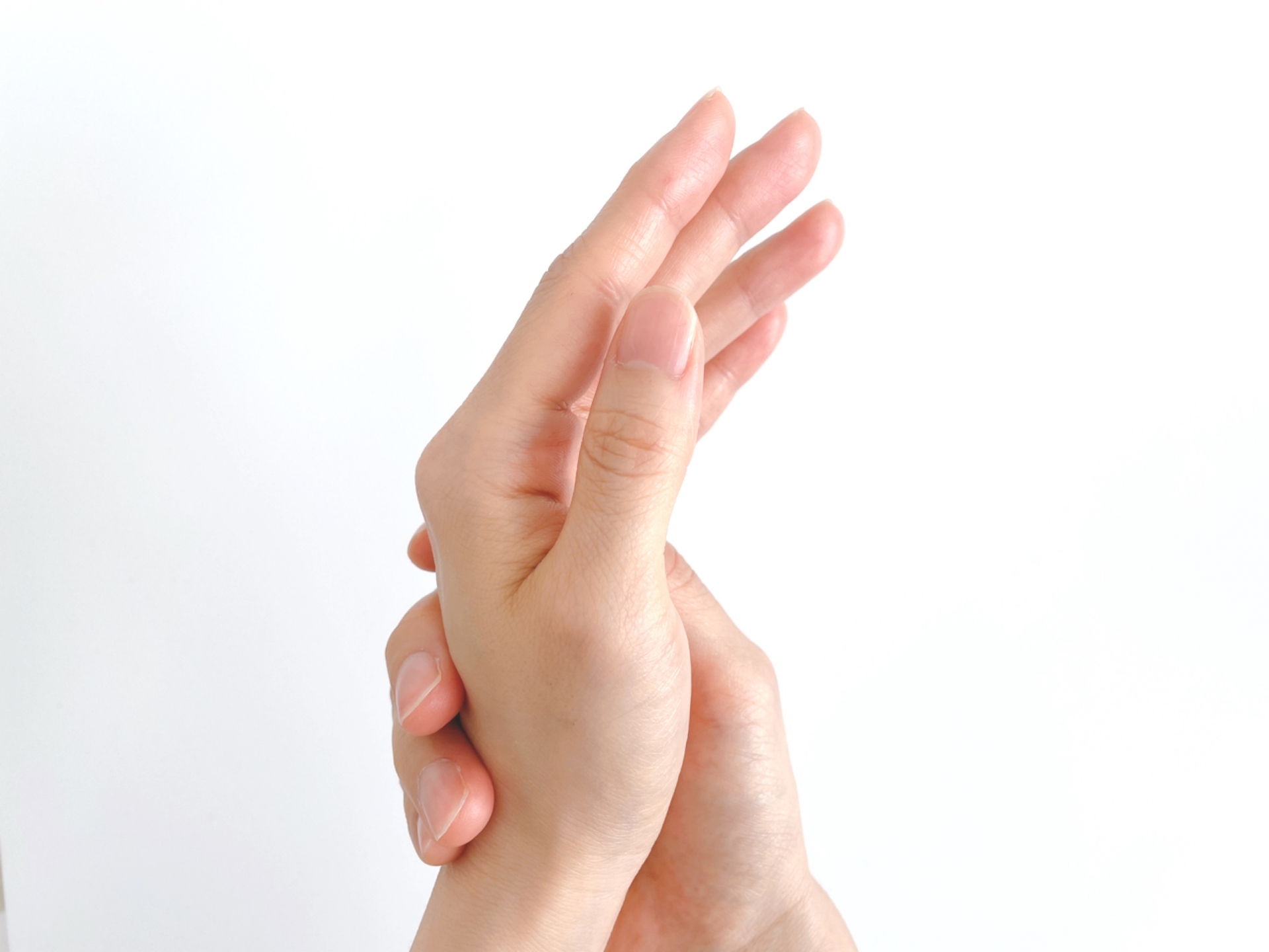 腱鞘炎・ばね指が繰り返す本当の理由。消炎鎮痛剤で抑えても治らない「腱修復の失敗」とビタミンC・コラーゲン・亜鉛の生化学